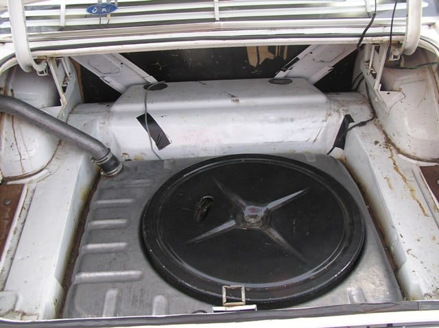 XY Futura 250 - Image 19466