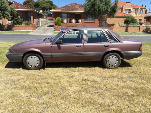 1987 VL Commodore Executive 5L V8 - Image 57258