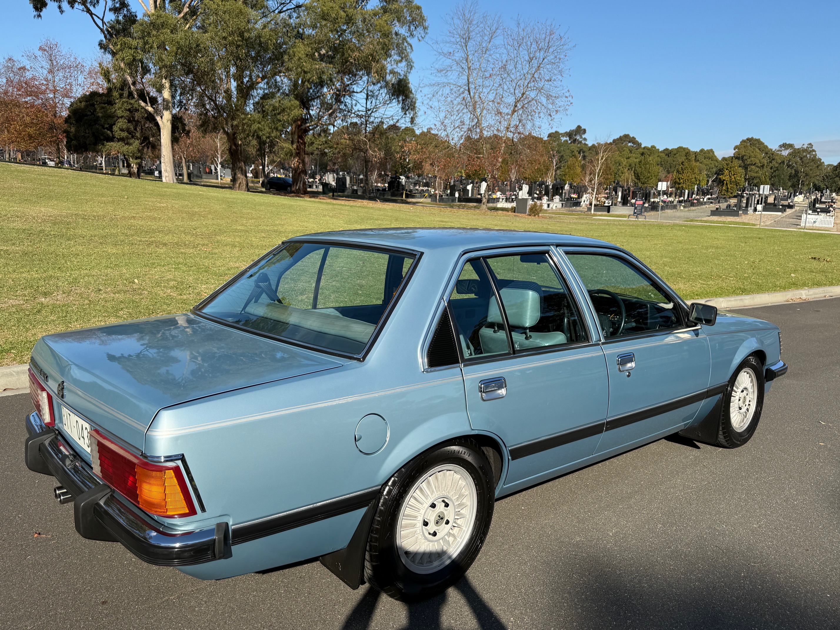 1983 VH SL/X Holden Commodore 4.2L V8 - Image 186135