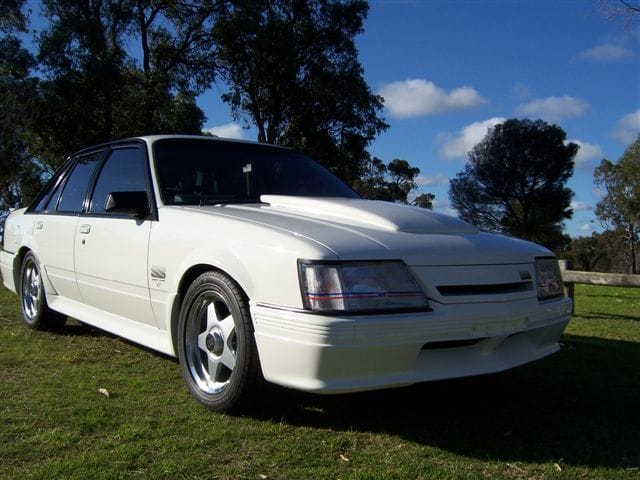 VK SS Group 3 Commodore #1553 - Image 12332