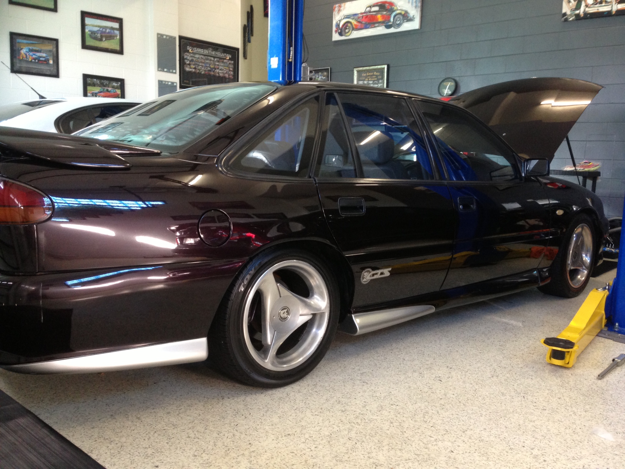 1995 VS HSV GTS - Cherry black - Image 49997