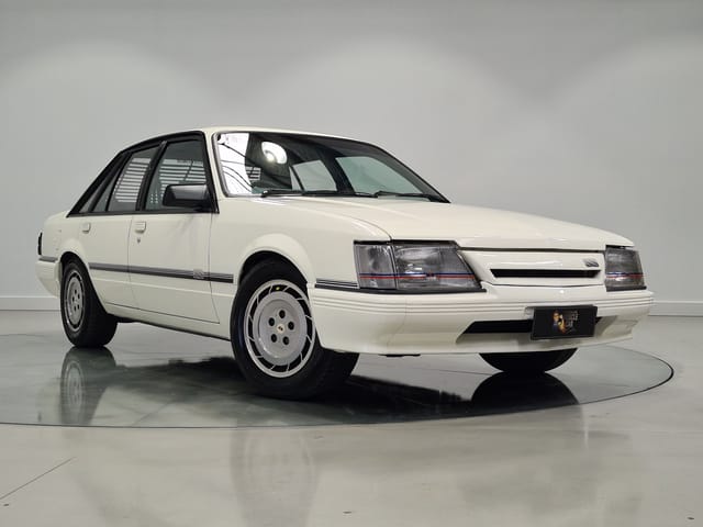 1985 VK HDT SS Brock Commodore #2970 - Image 112044