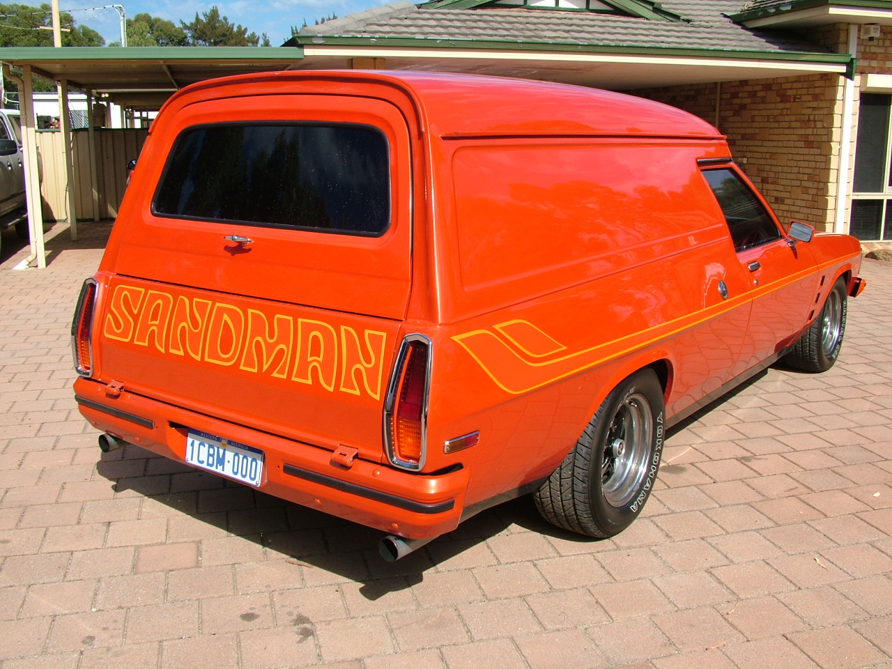 HZ Sandman Panel Van Replica - Image 43826