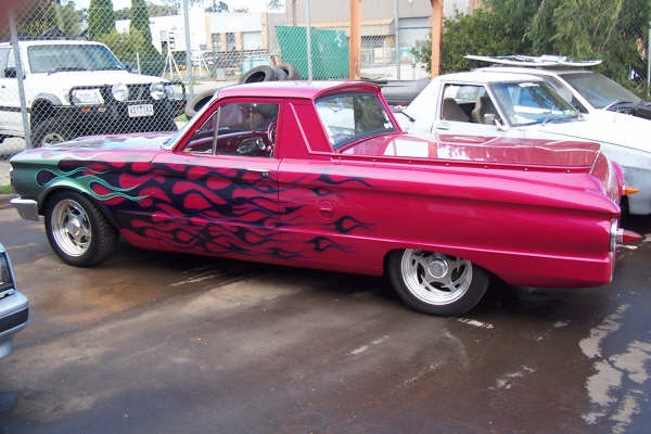 1965 XP Falcon Ute - Street Machine Cover 2001 - Image 5839