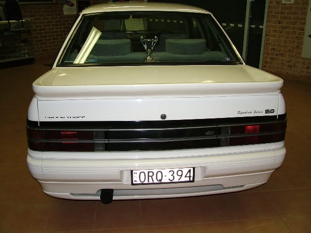 VL Group 3 Signature Series Brock Commodore - Image 12488