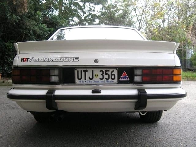 VC Brock Commodore # 157 - Image 17048