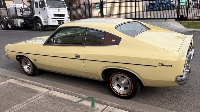 1973 Chrysler VJ Valiant Charger 770 E55 340ci V8 - Sandstone - Image 215404
