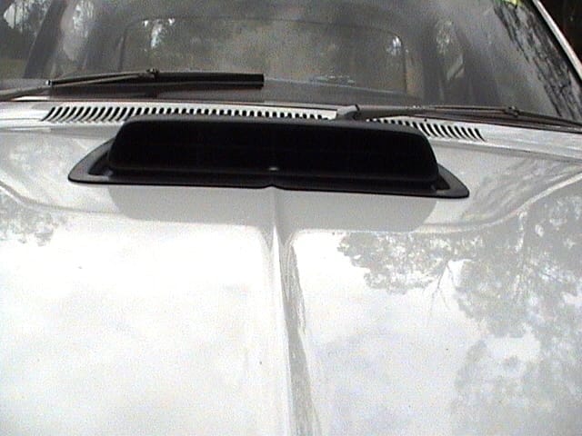 XY Fairmont 302 - Image 3494