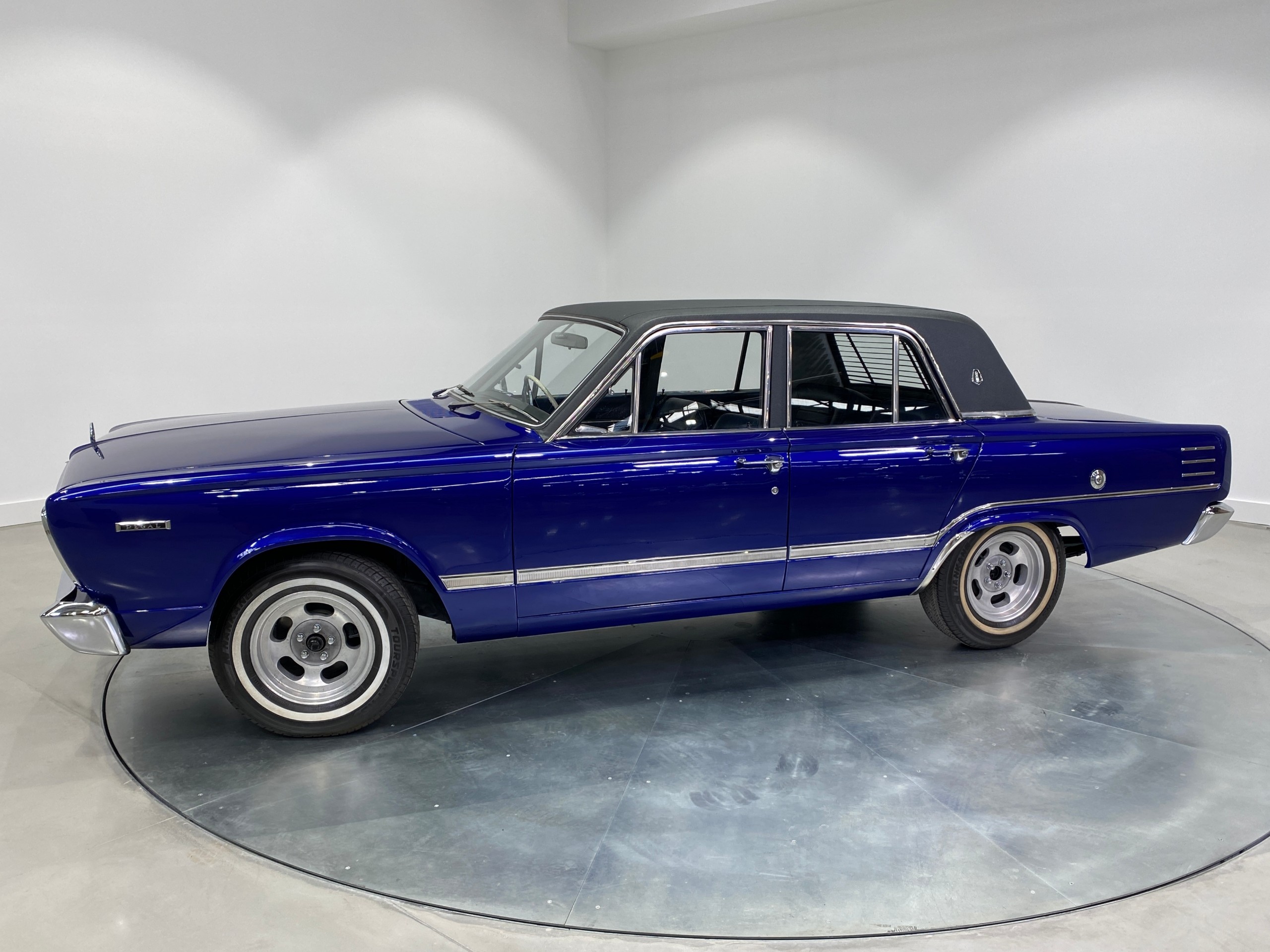 1966 Chrysler VC Valiant 273 V8 - Image 106844