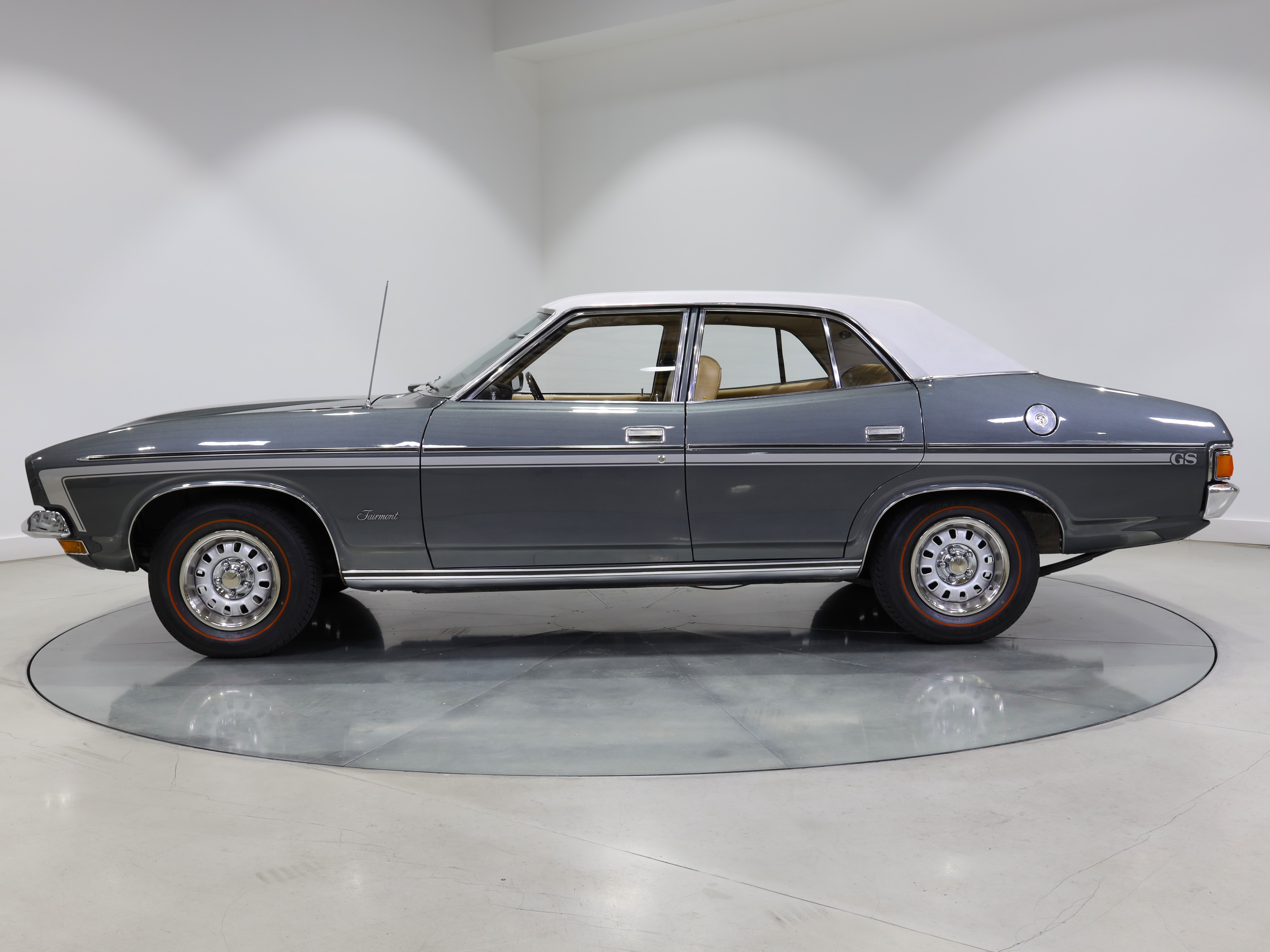 1976 Ford XB Fairmont 6cyl T-bar Auto - Stratosphere Grey Metallic … - Image 151007