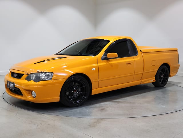 2006 Ford BF MKII XR8 Utility - 6sp Man - Octane Orange - Image 219642