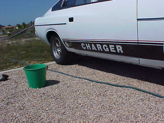 Valiant Charger White Knight # 42 - Image 8319