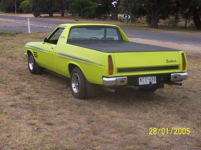HQ Holden Sandman - Image 4128