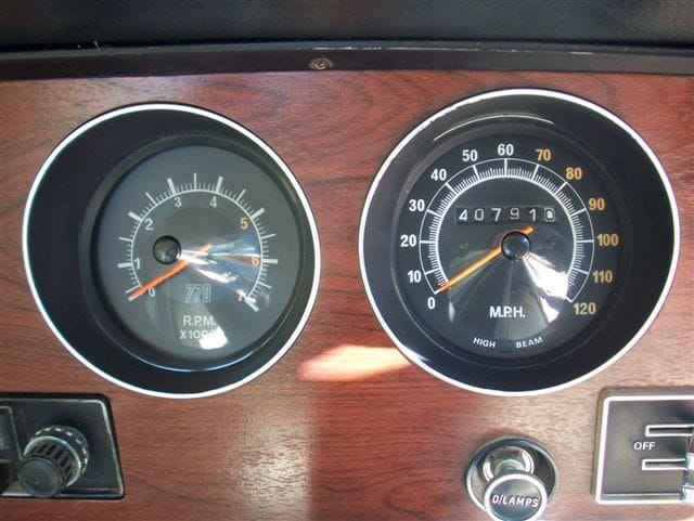 VH 770 Valiant Charger - Image 19769