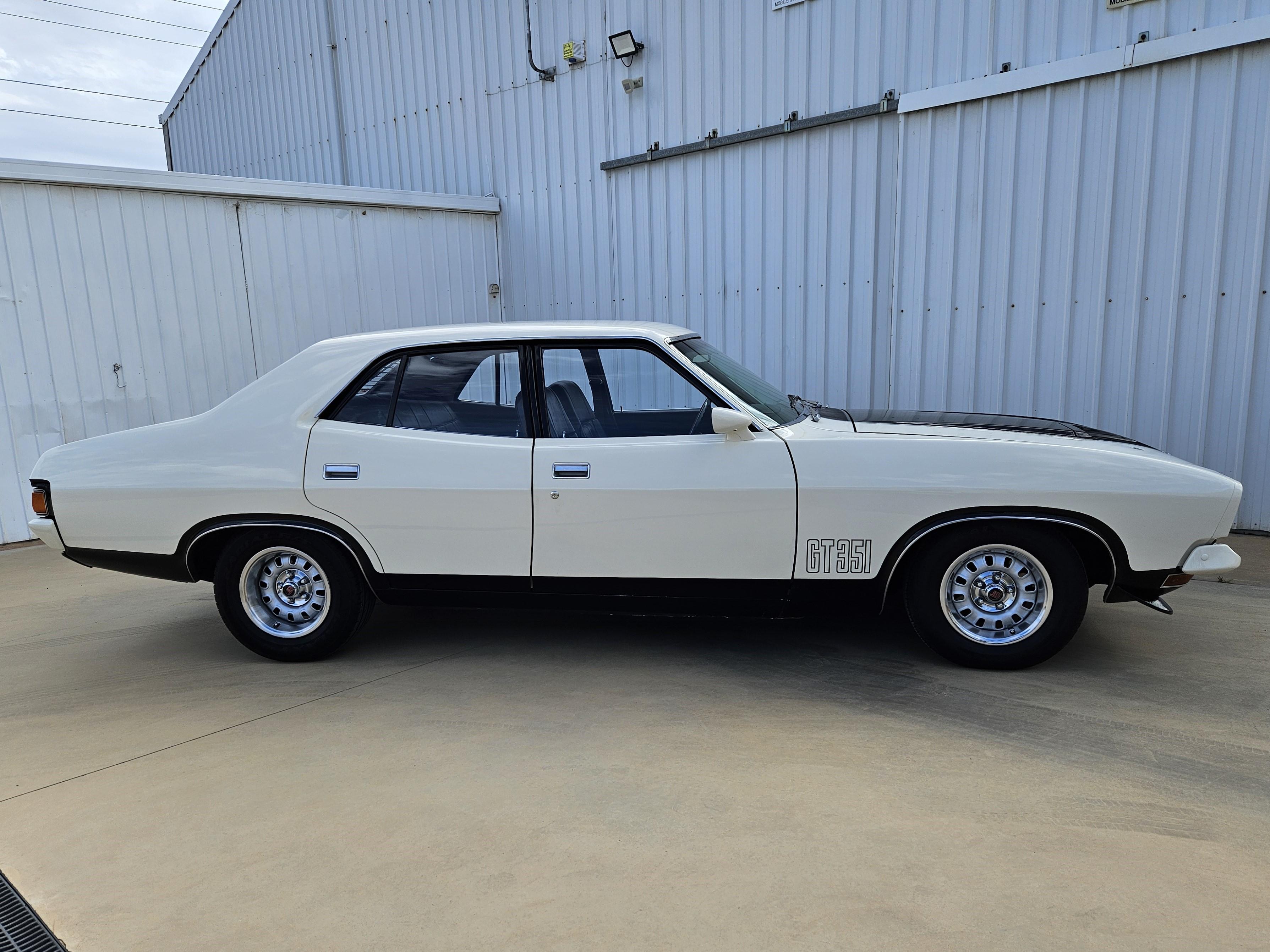 1975 Ford XB GT Falcon - Polar White - Image 173321