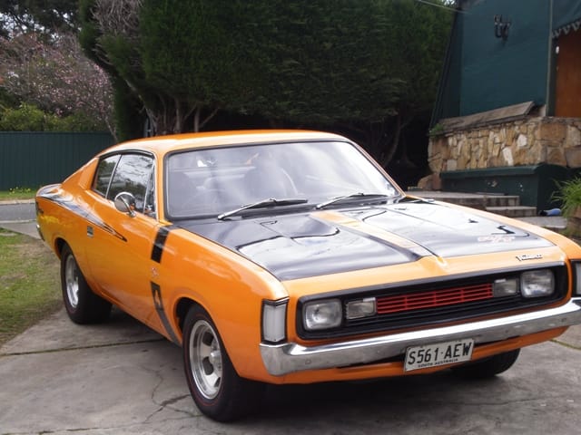 VH E49 Charger Replica - Image 31770