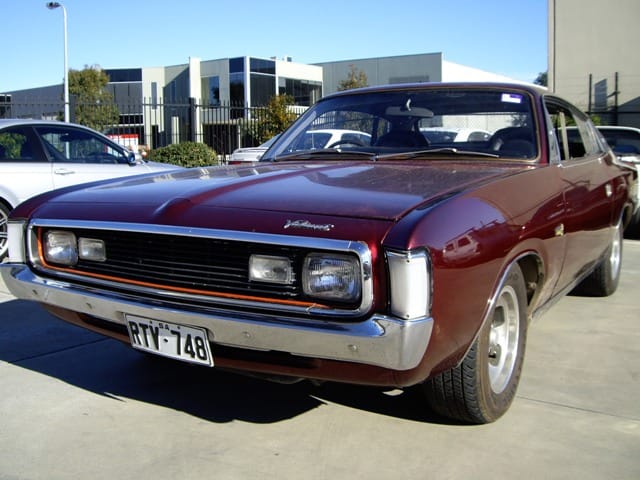 VH770 E37 6 Pack Charger - Image 25169