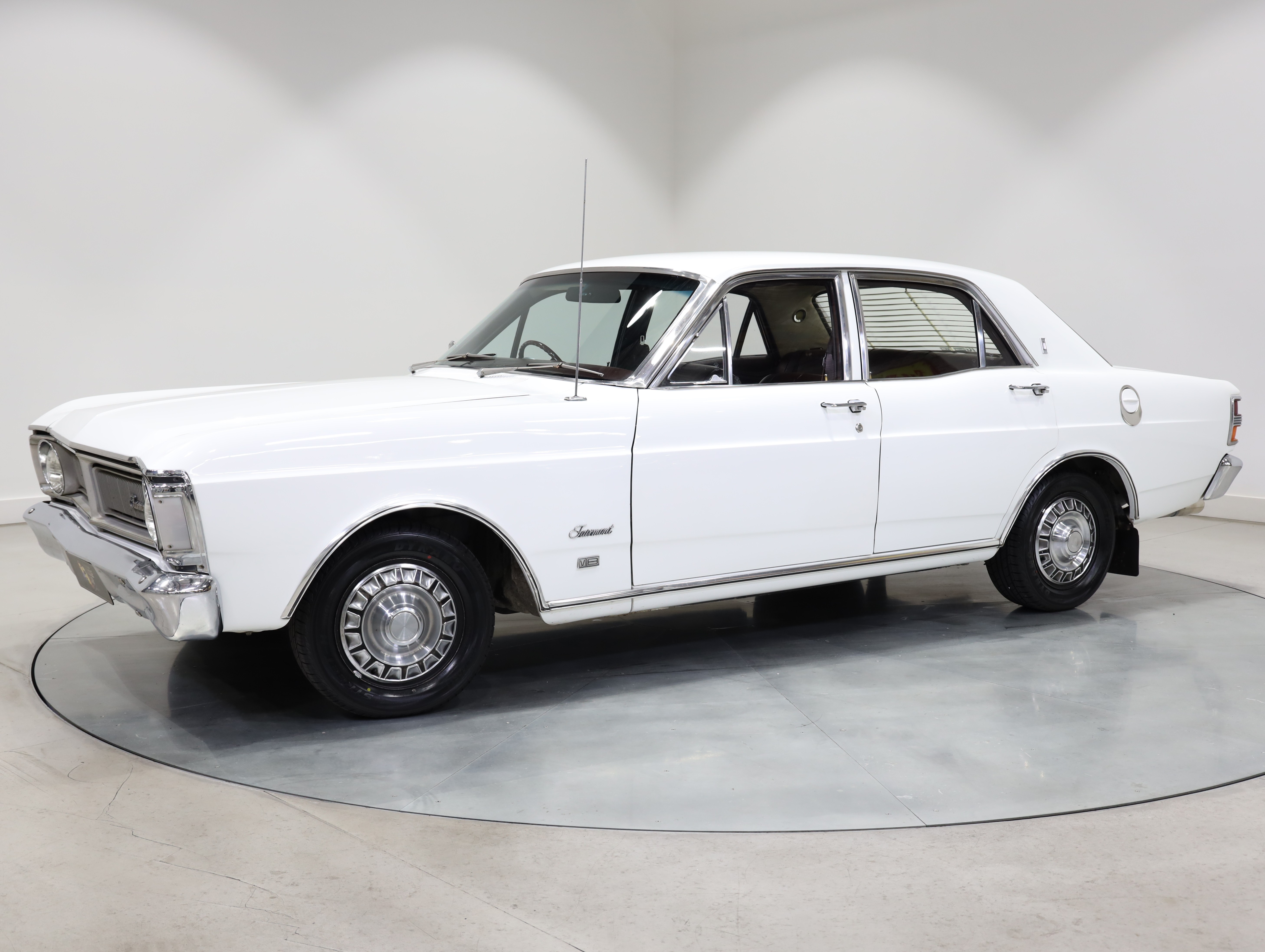 1971 Ford XY Fairmont 302 V8 - Ultra White - Image 190923
