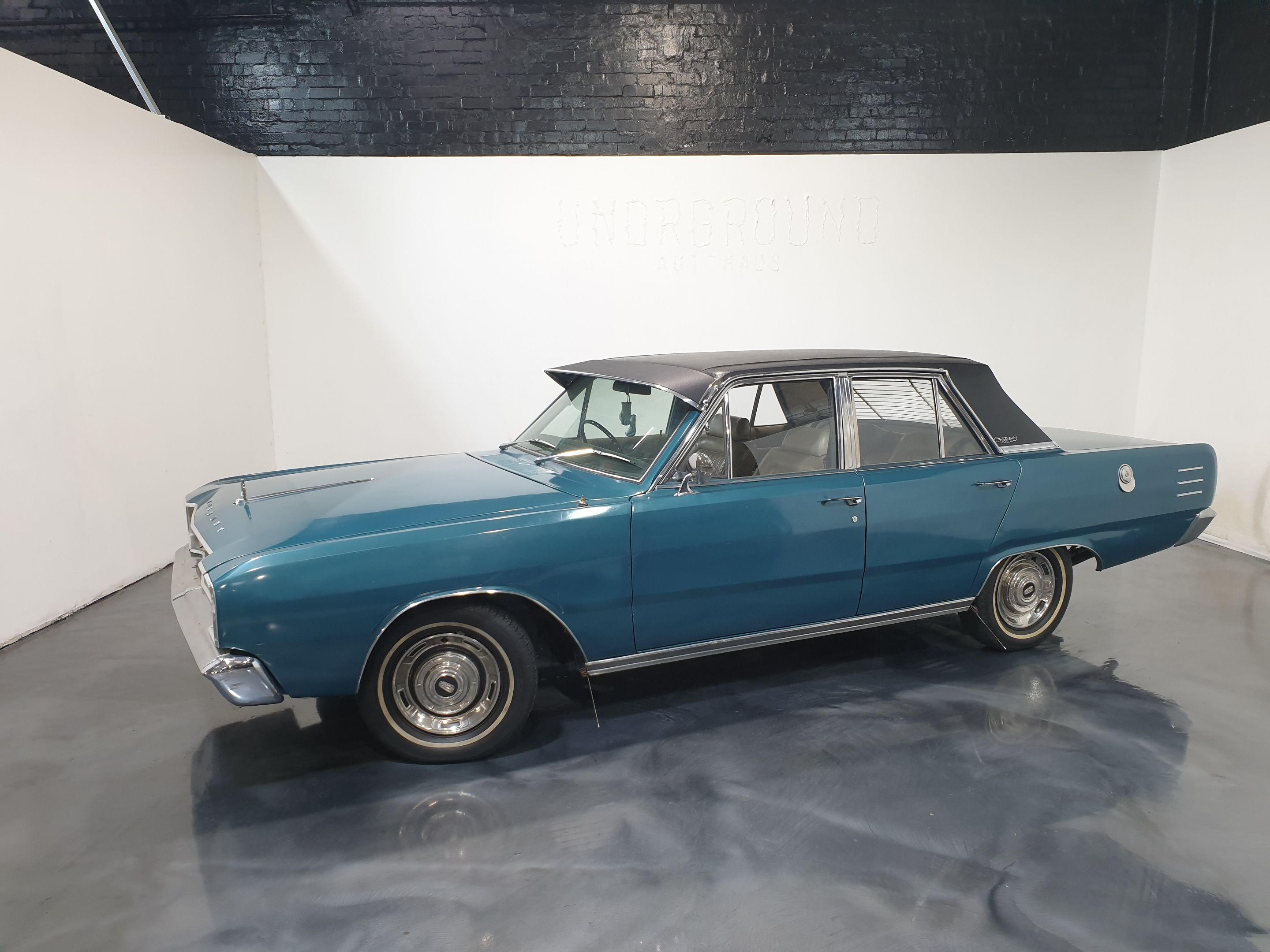 1968 Chrysler VE Valiant VIP 273 V8 - Image 94718