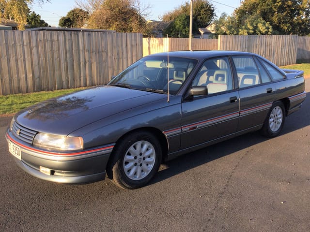 1990 VN SS Commodore - Image 121900