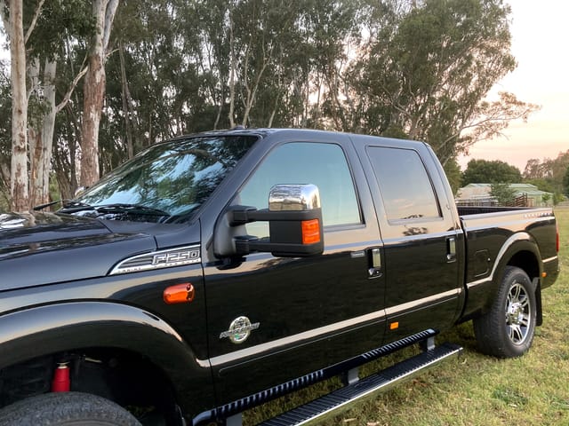2015 Ford F250 Platinum - 6.7 litre V8 Diesel - Image 100101