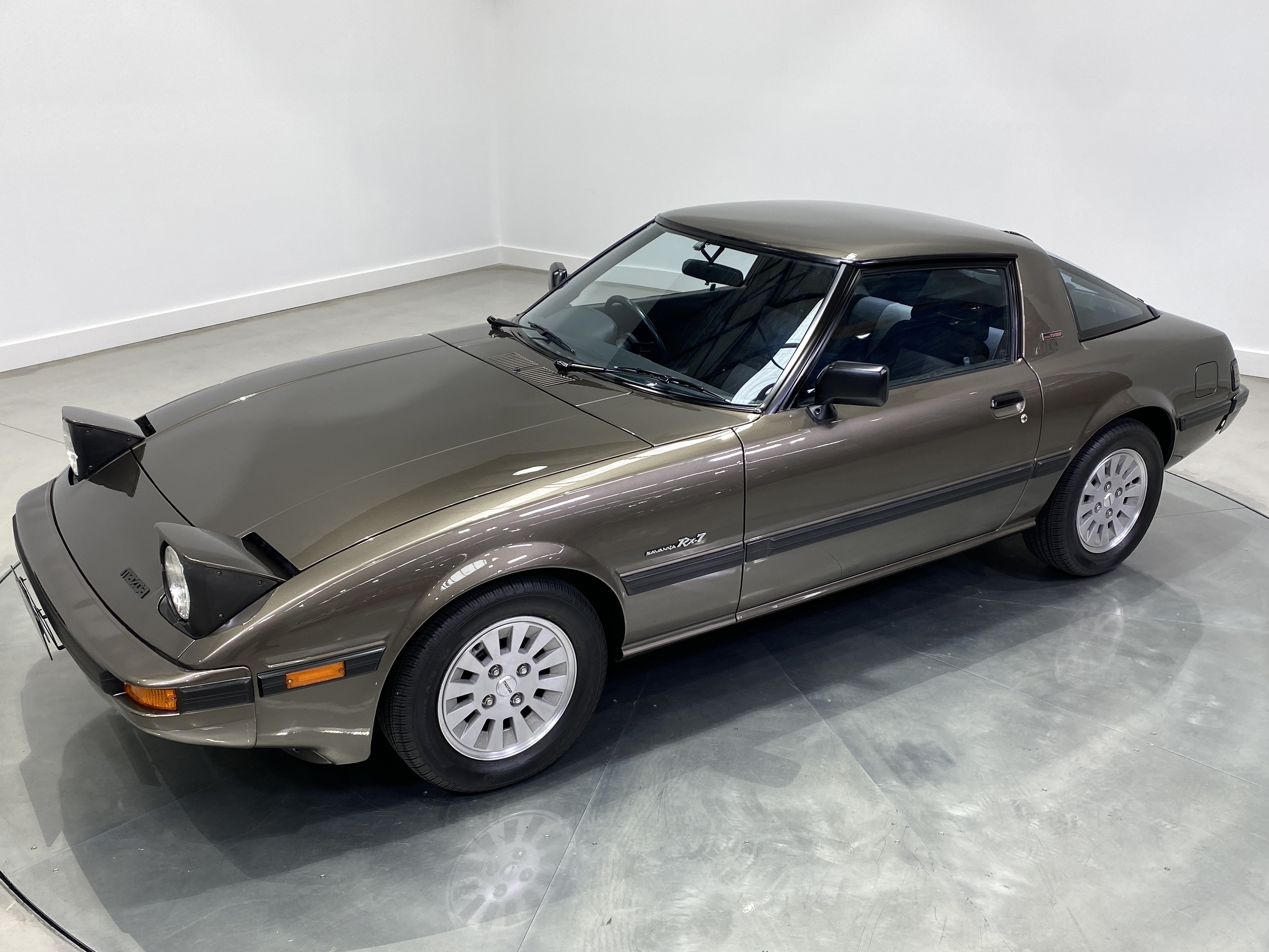 1983 Mazda RX-7 GT Savana Turbo - Image 115169