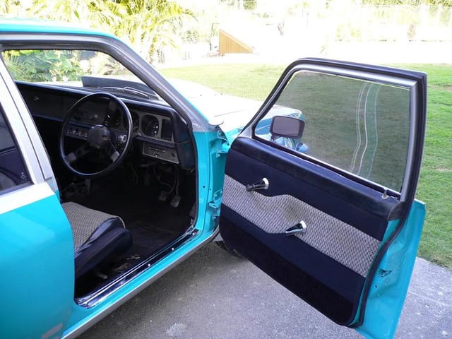 LX Torana SLR 5000 - Image 1965