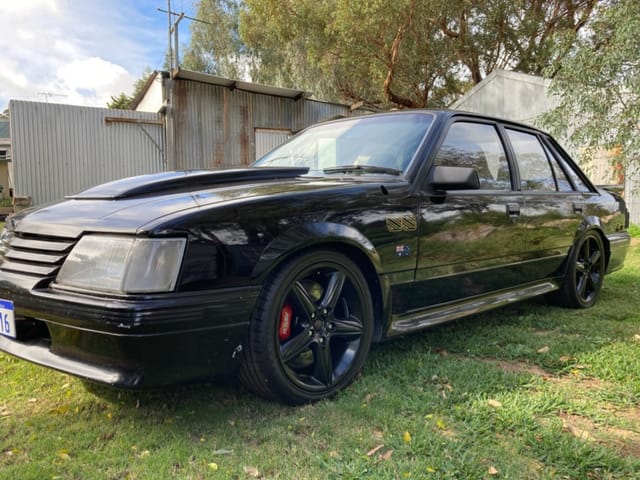 1984 VK Group 3 Commodore Replica - Image 105105