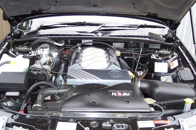 HSV VS Senator 215i - Image 10980