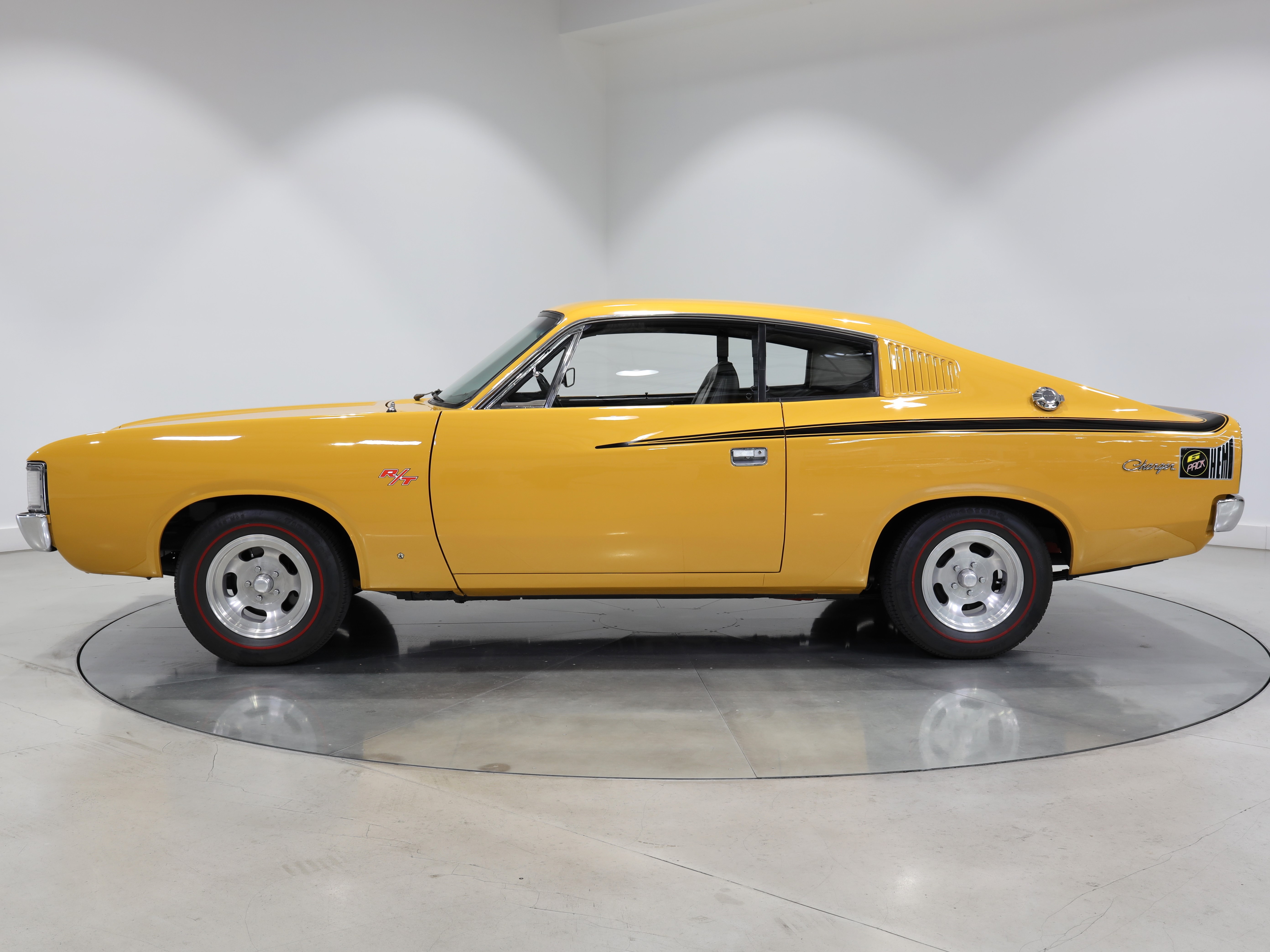 1971 Chrysler VH Valiant Charger R/T E38 Big Tank - Hot Mustard - Image 156038
