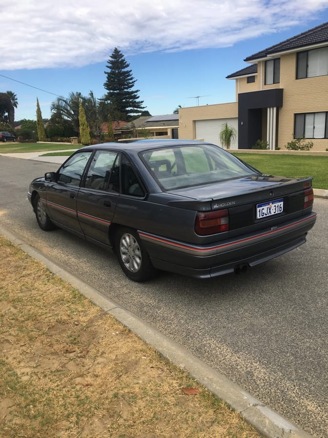 1990 VN SS Commodore - 5.0L 5 speed - Image 66925