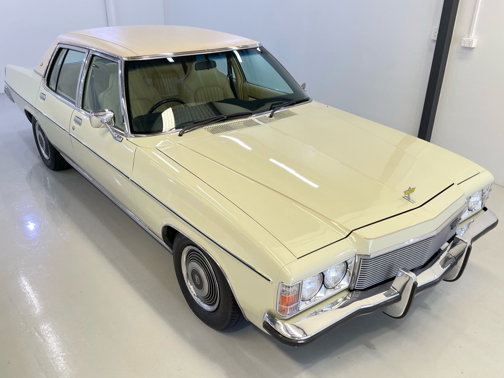 1976 HX Holden Caprice - Image 118153