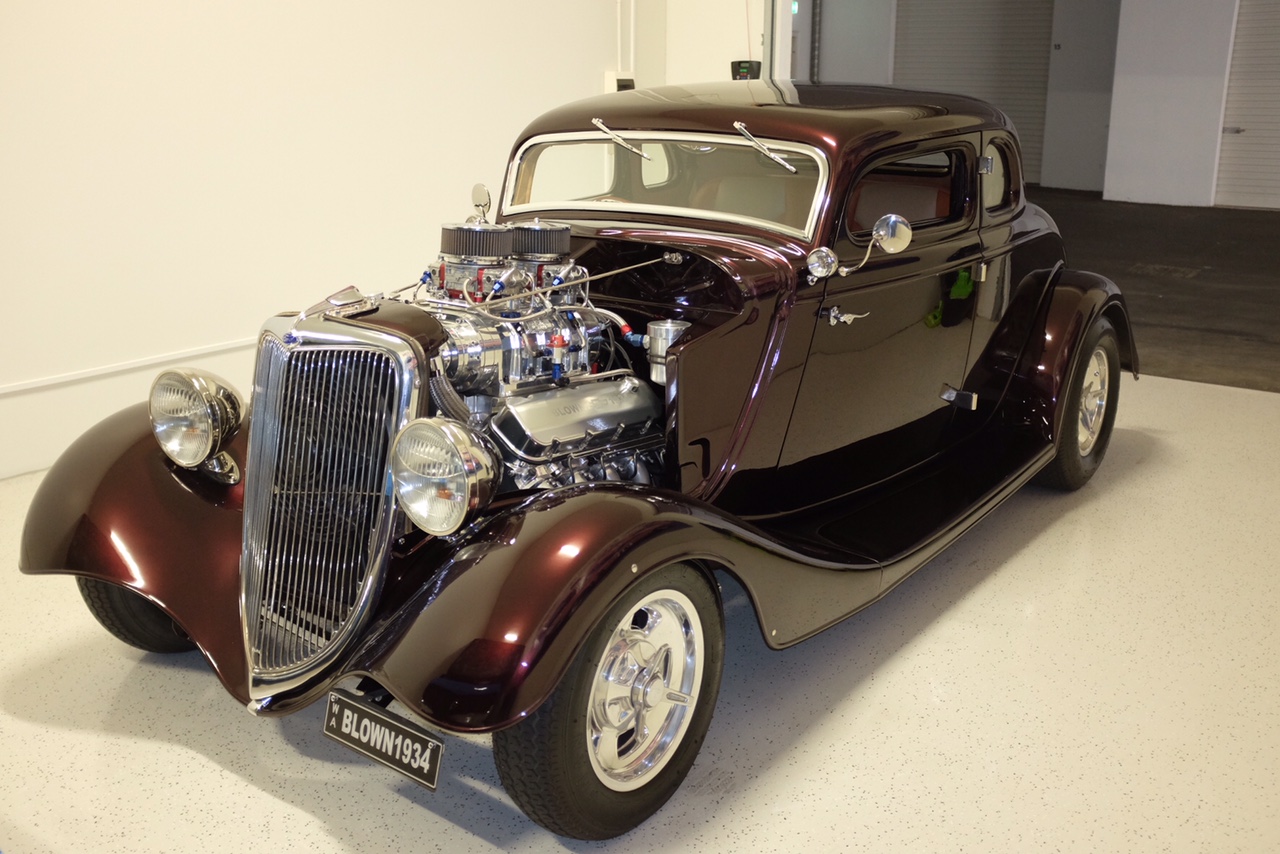 Ford 1934 5 Window Coupe - Image 57467