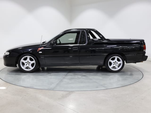 1999 HSV VS III Maloo Build No 362 - 5sp Man - Phantom Mica  - Image 218877