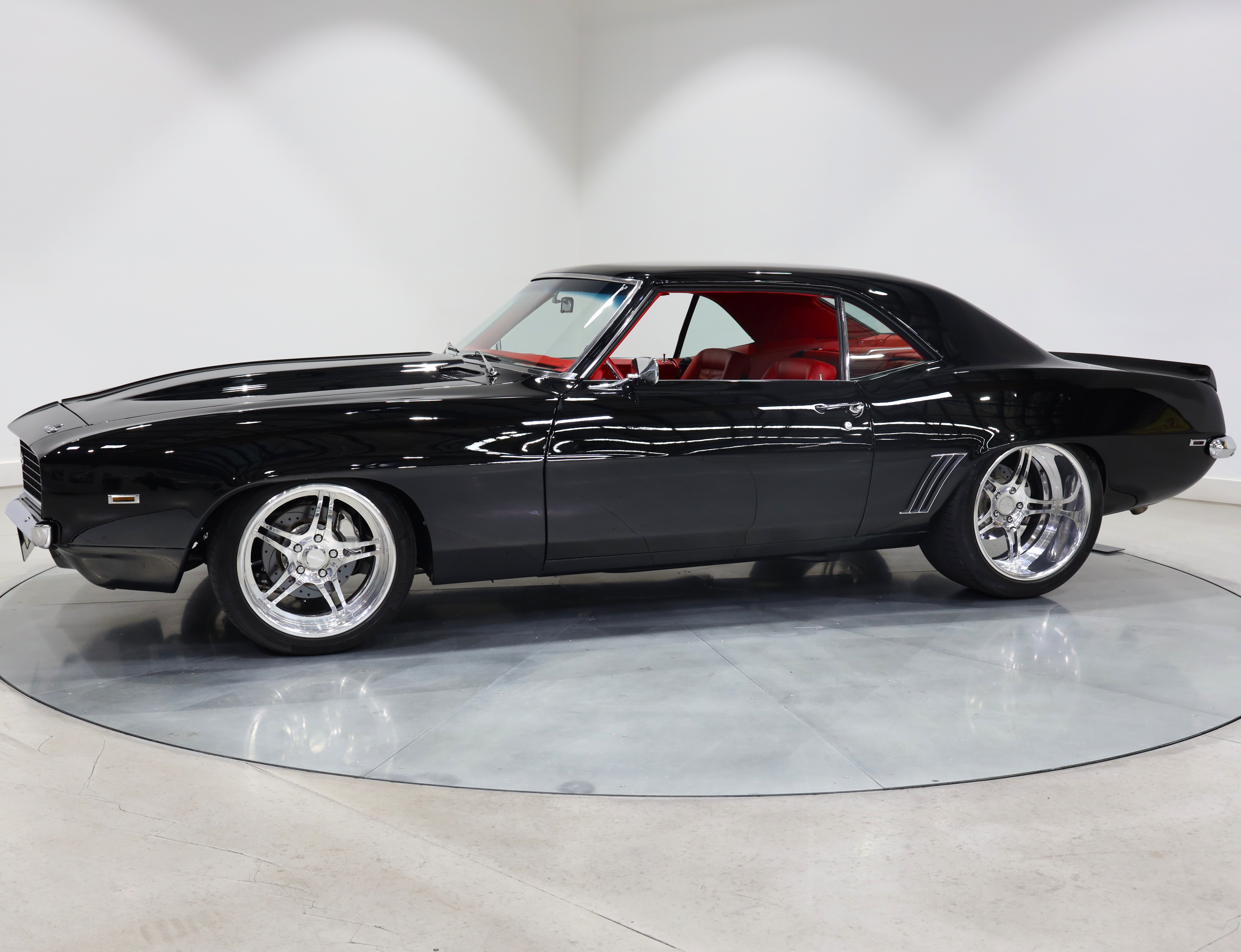 1969 Chevrolet Camaro SS Restomod - Jet Black … - Image 182817