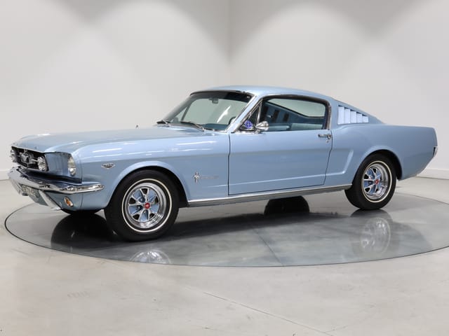 1965 Ford Mustang 2+2 Fastback 289 V8 - Silver Blue Metallic - Image 155477