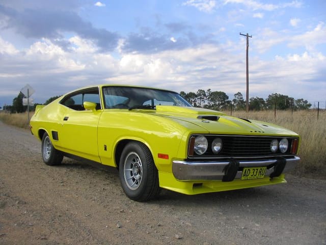 XC Falcon  Factory Race Car - Image 4351