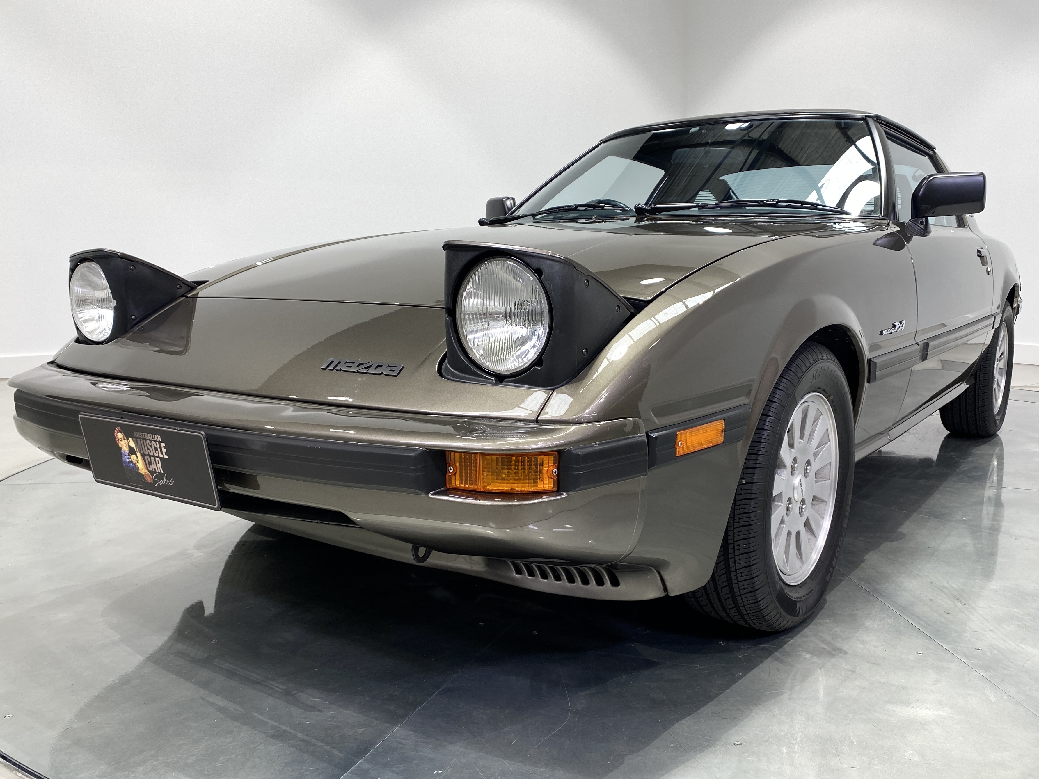 1983 Mazda RX-7 GT Savana Turbo - Image 115165