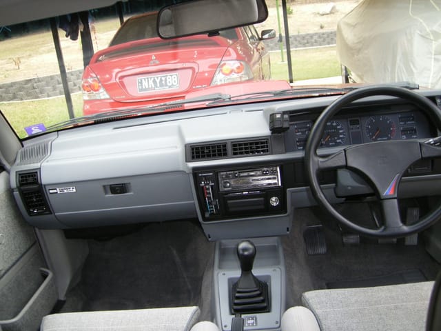 VL Group A Commodore #44 - Image 18156