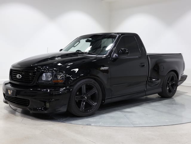 2004 Ford F-150 SVT Lightning RHD - Raven Black  - Image 213953