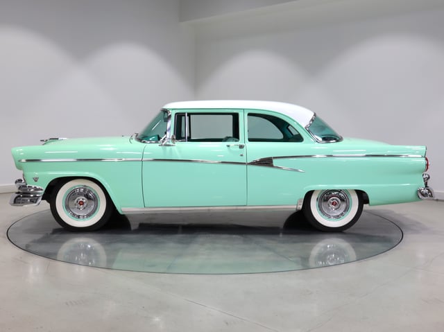 1956 Ford Customline Tudor - 20,201 miles … - Image 150456