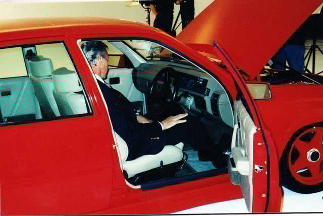 1987 Peter Brock VL Director #4117 - Image 57692