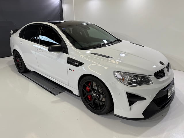 2017 HSV GTSR W1 Build No. 88/275 - Image 186353