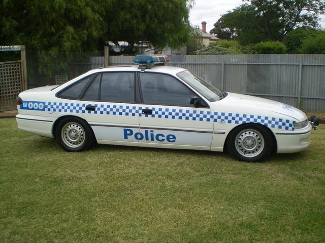 Ex Highway Patrol Police VS Commodore - Image 39063