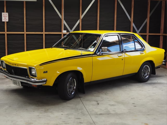 1975 Holden Torana SL/R - 4.2 L - Absinth Yellow - Concours Restored - Image 150781