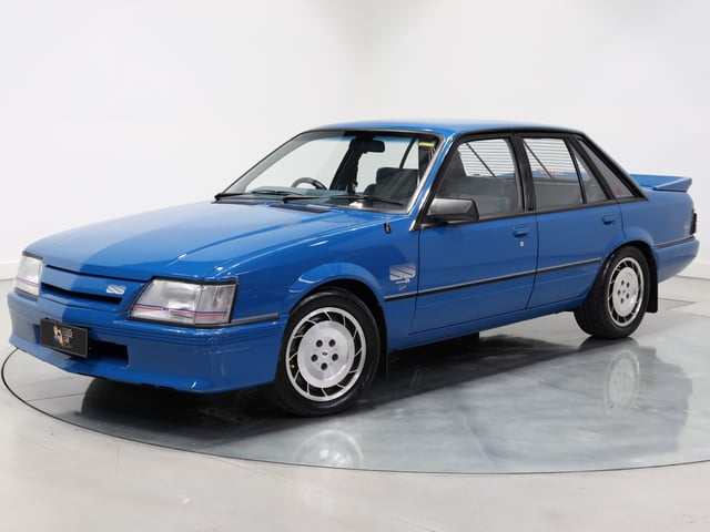 1985 HDT VK SS Group A Brock Commodore Build No 64/500 - 11,820 km - Image 193933