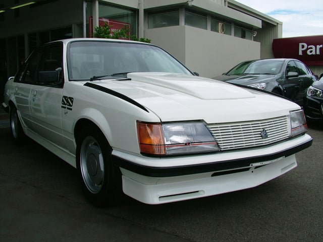 1983 VH Group 3 Brock Commodore #982 - Image 47992