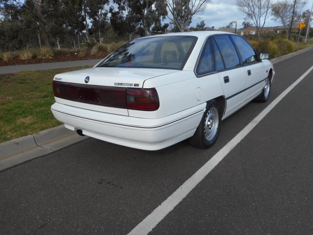 1991 VP Commodore Executive BT1 5.0L V8 .. SA POLICE - Image 72709