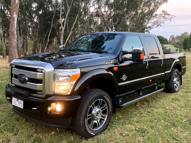 2015 Ford F250 Platinum - 6.7 litre V8 Diesel - Image 100099