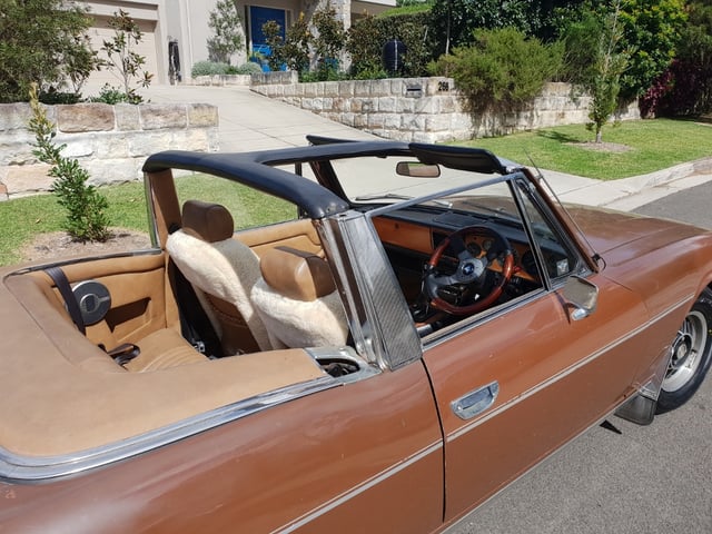 1977 Triumph Stag Mark 2 Convertible - ONE OWNER - Image 79969